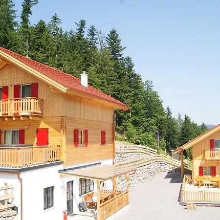 Bergchalet Am Waldrand - Pool, Sauna & Kamin * Pollauberg