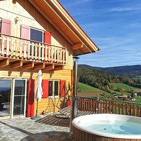 Chalet Bergchalet Am Waldrand - Pool, Sauna & Kamin Pollauberg