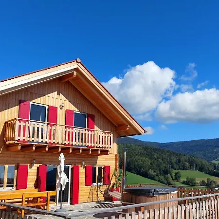 Bergchalet Am Waldrand - Pool, Sauna & Kamin