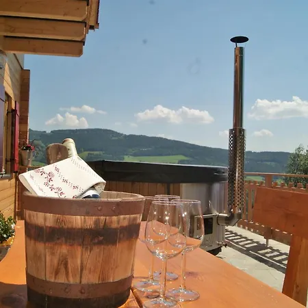 Bergchalet Am Waldrand - Pool, Sauna & Kamin Pollauberg