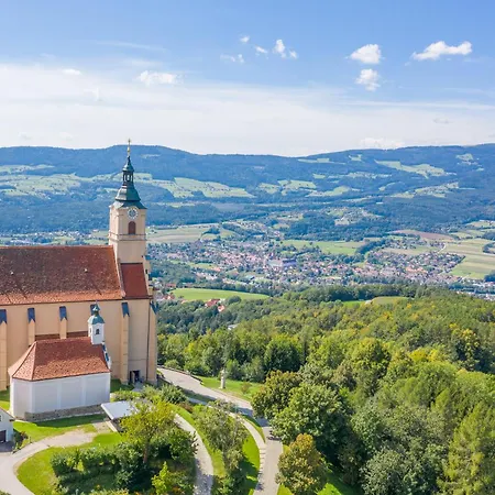 Bergchalet Mit Wellness-oase, Pur Pollauberg