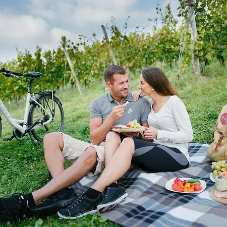 Bergchalet Mit Wellness-oase, Pur Chalet