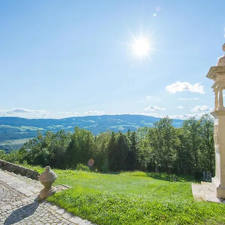 Alpesi faház Bergchalet Mit Wellness-oase, Pur Pöllauberg