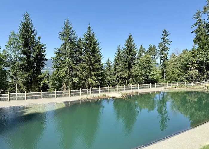 Chalet Bergchalet Mit Wellness-oase, Pur